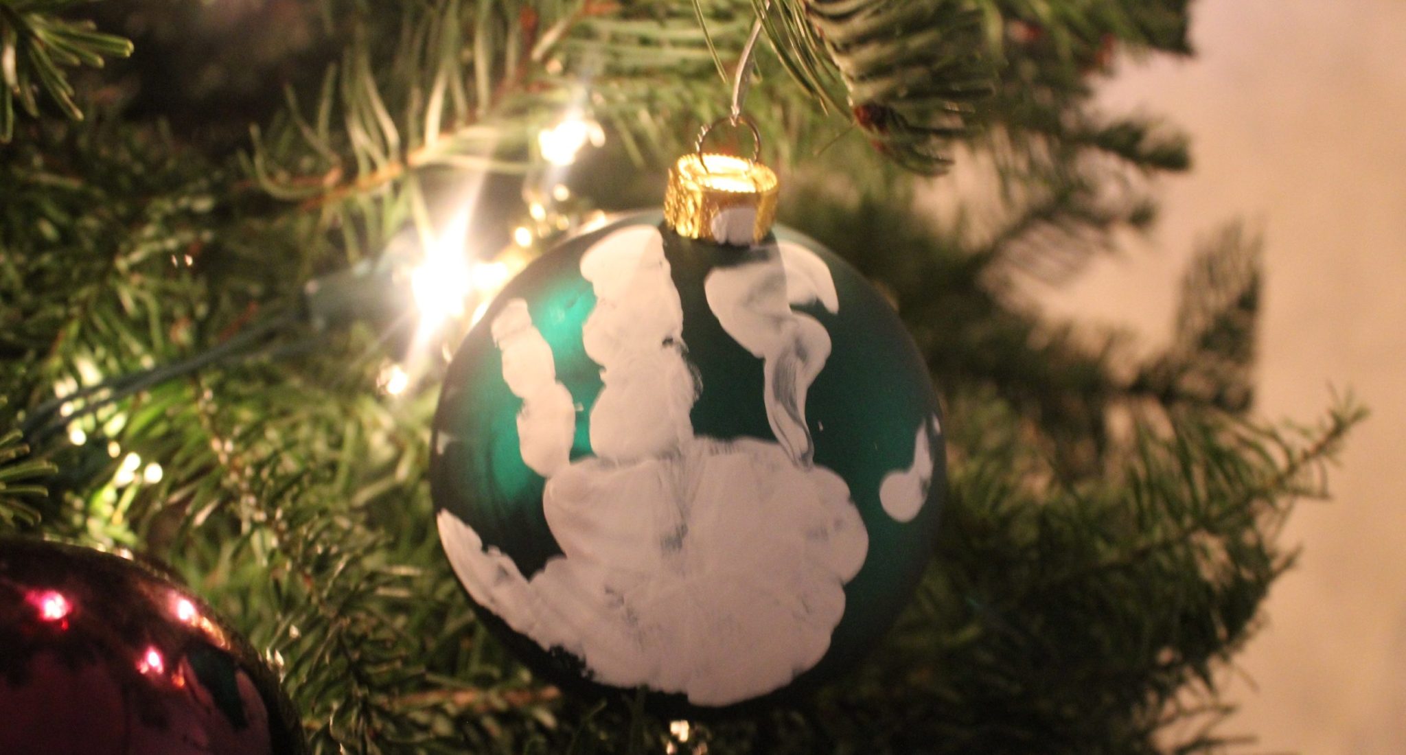 Easy DIY Keepsake Baby Handprint Christmas Ornament